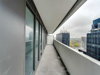 4311 - 2221 Yonge St