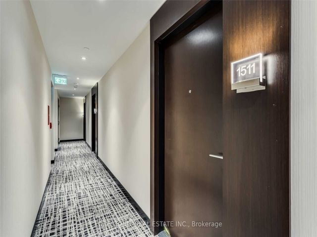 4311 - 2221 Yonge St