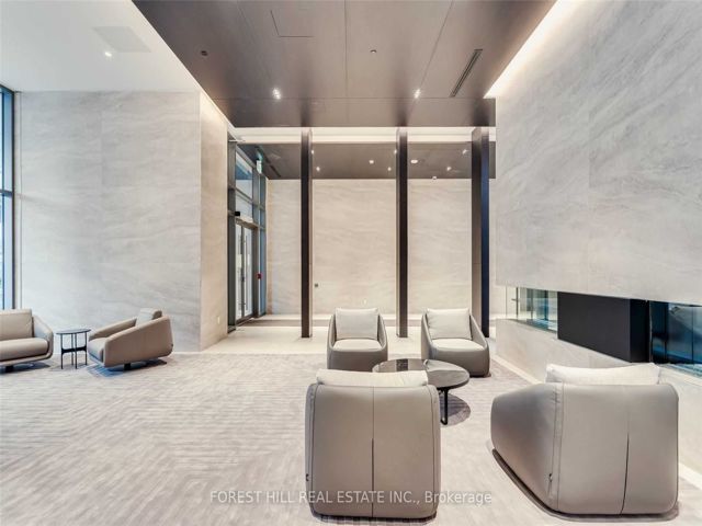 4311 - 2221 Yonge St