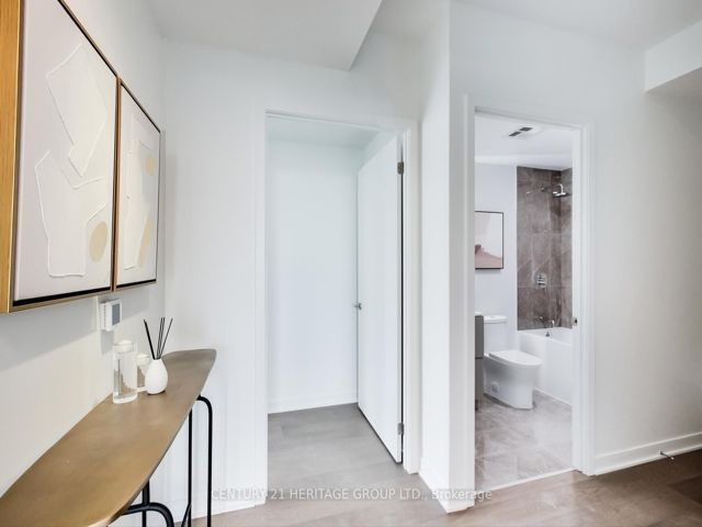 907 - 185 Alberta Ave