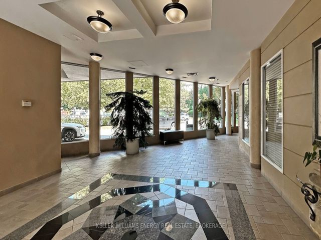1512 - 7 Concorde Pl