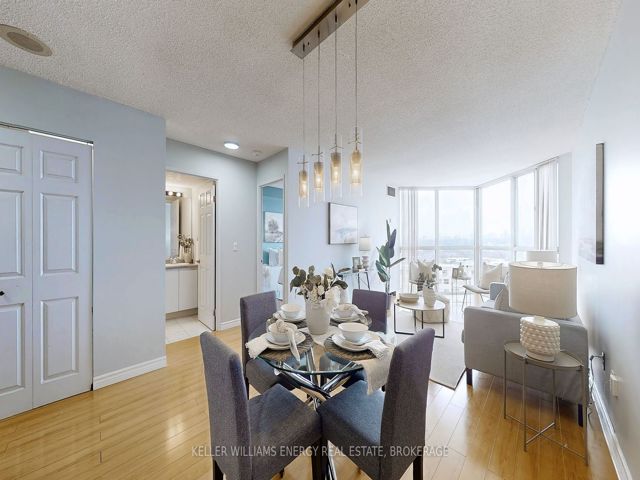 1512 - 7 Concorde Pl