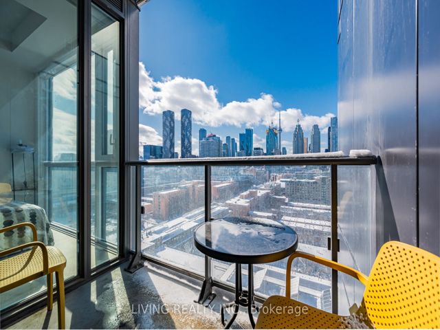 1562 - 121 Lower Sherbourne St