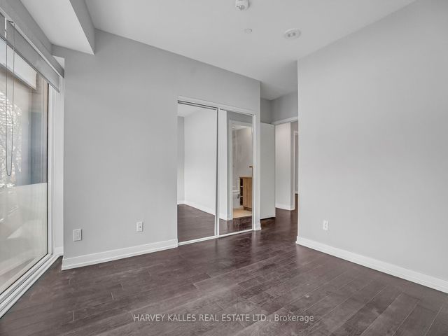 TH5 - 85 Wood St