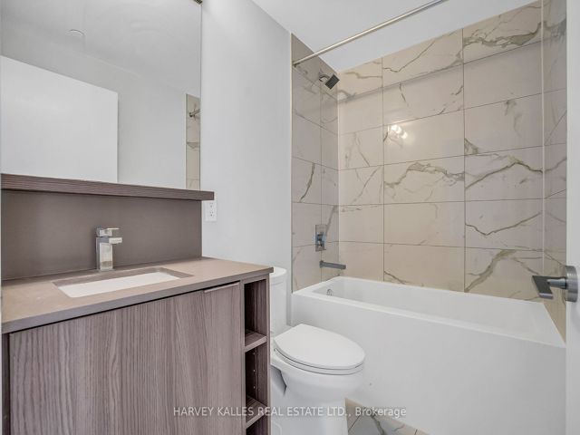 TH5 - 85 Wood St
