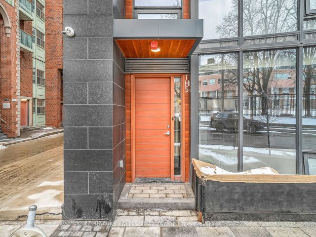 TH5 - 85 Wood St