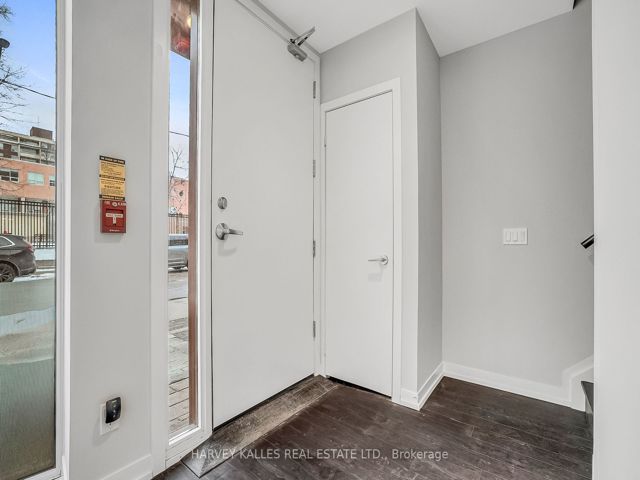TH5 - 85 Wood St