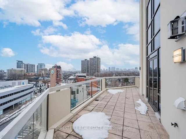PH 901 - 3 Mcalpine St