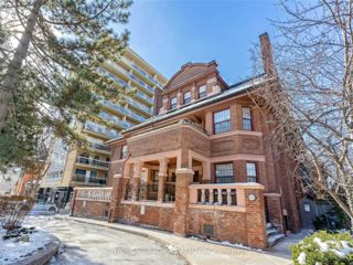 302 - 212 St George St