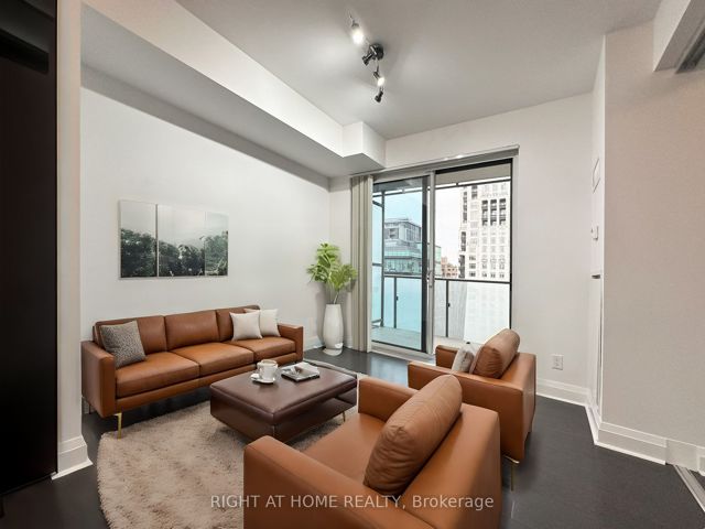 1808 - 65 St. Mary St