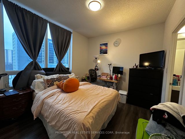 603 - 62 Forest Manor Rd
