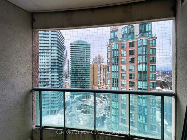 1703 - 7 Lorraine Dr