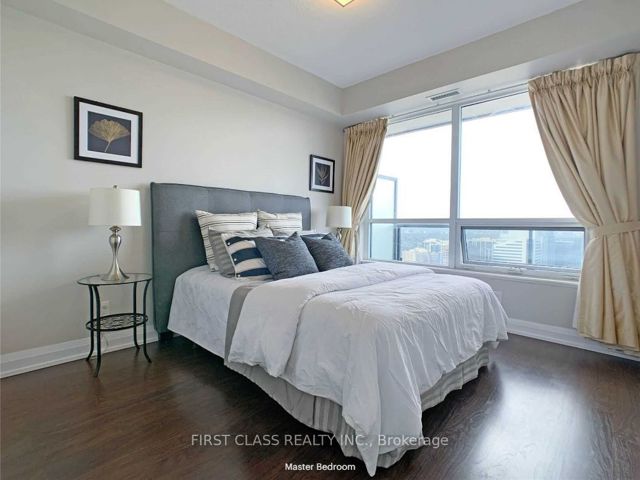 3022 - 5 Sheppard Ave E