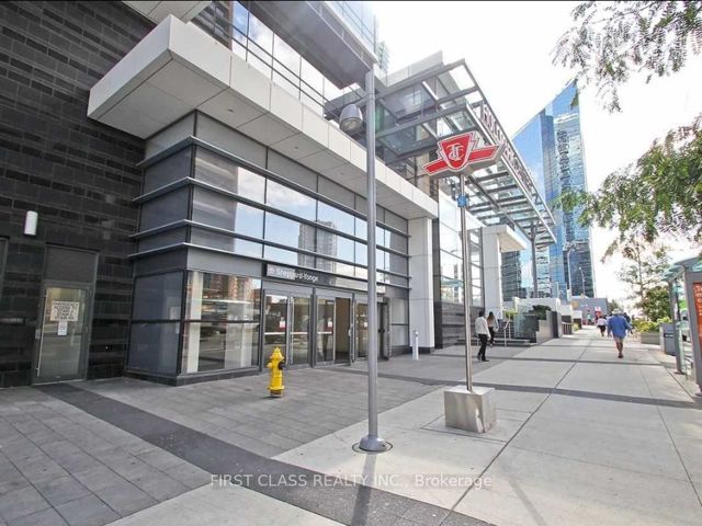 3022 - 5 Sheppard Ave E