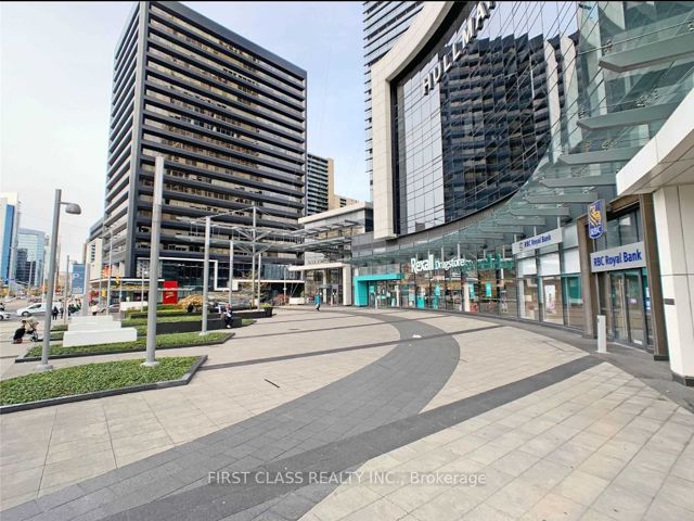 3022 - 5 Sheppard Ave E