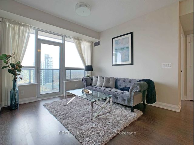 3022 - 5 Sheppard Ave E