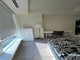 4102 - 180 University Ave