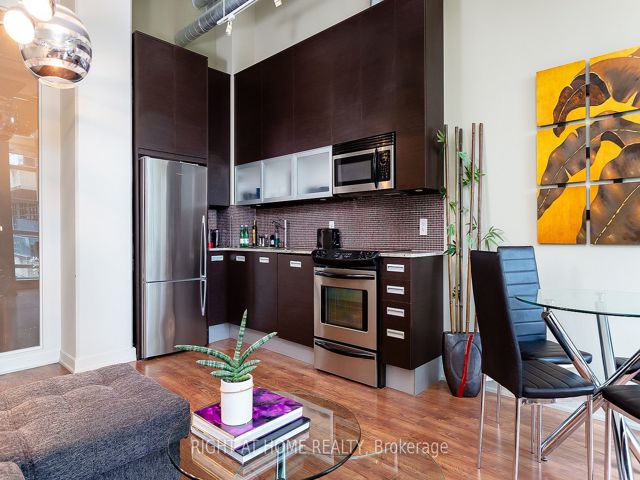 314 - 380 Macpherson Ave
