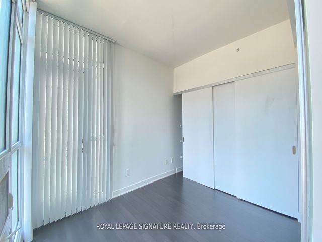 1114 - 210 Simcoe St