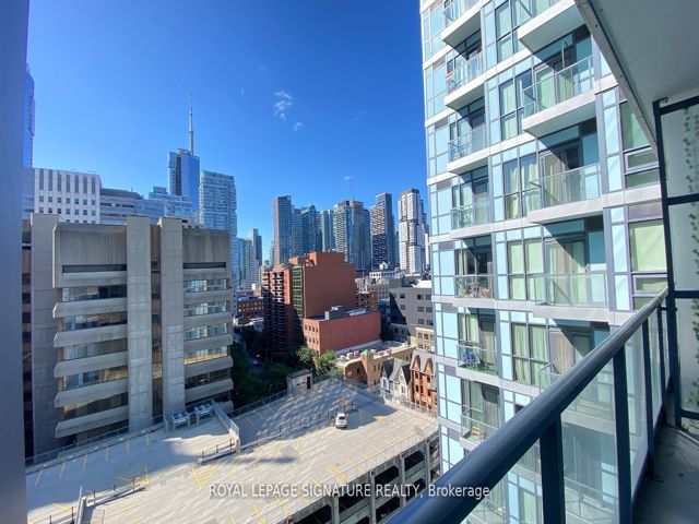 1114 - 210 Simcoe St