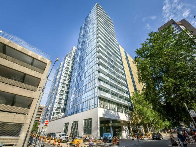 1114 - 210 Simcoe St