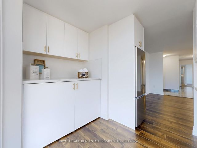 2602 - 80 Antibes Dr