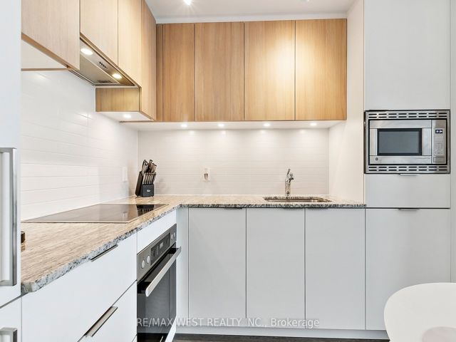 2907 - 50 O'Neill Rd N