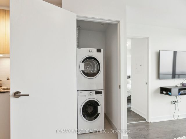 2907 - 50 O'Neill Rd N