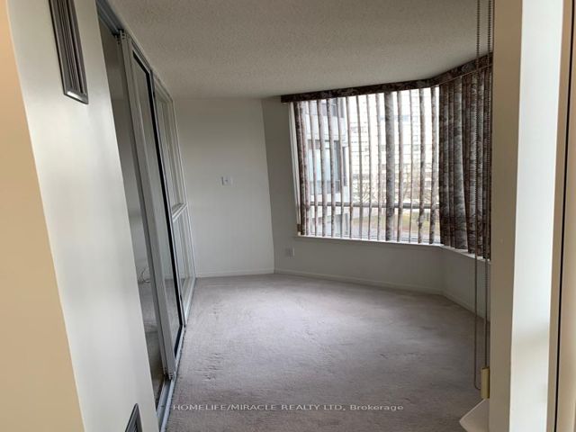 410 - 1121 Steeles Ave W