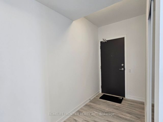 1006 - 8 Olympic Garden Dr