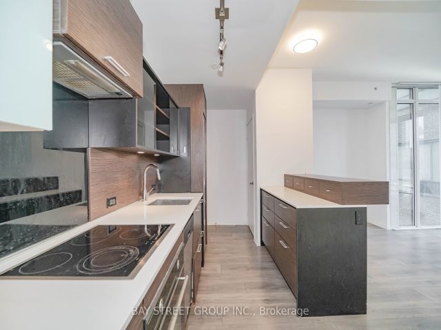 501 - 75 St Nicholas St