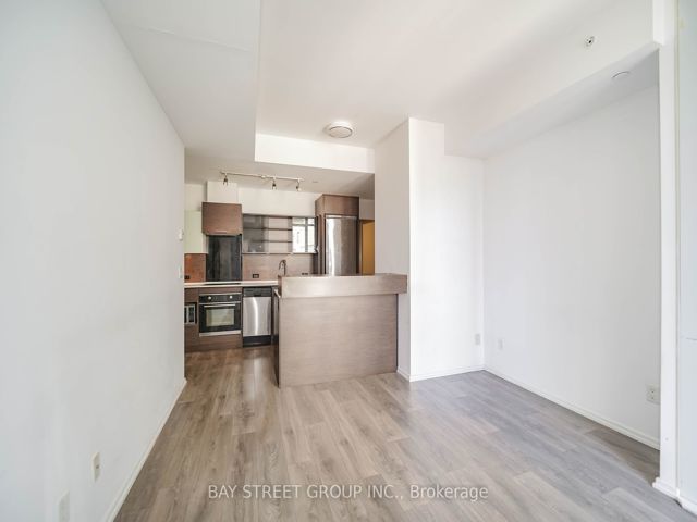 501 - 75 St Nicholas St