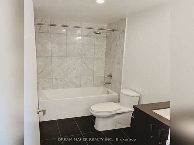4 - 455 Front St E
