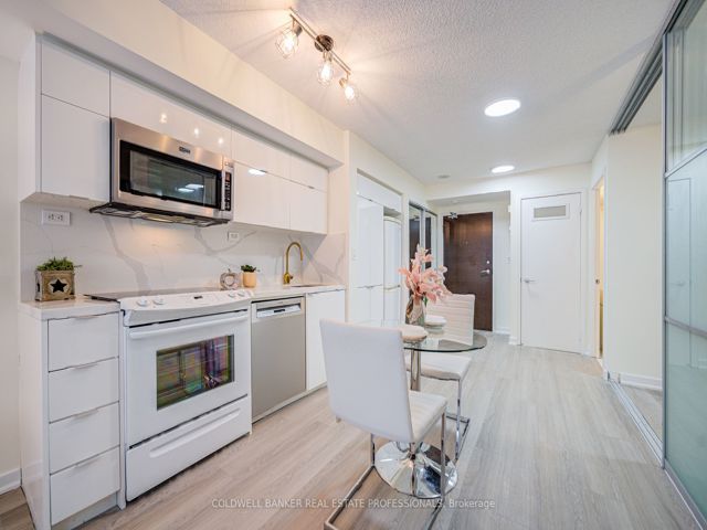 540 - 151 Dan Leckie Way