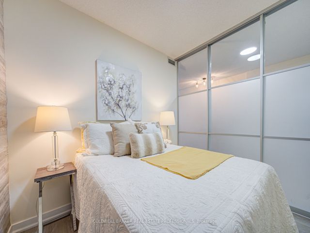 540 - 151 Dan Leckie Way