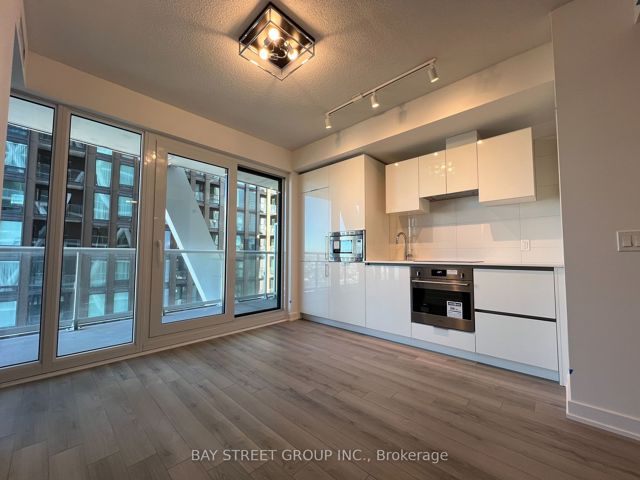 2320 - 230 Simcoe St