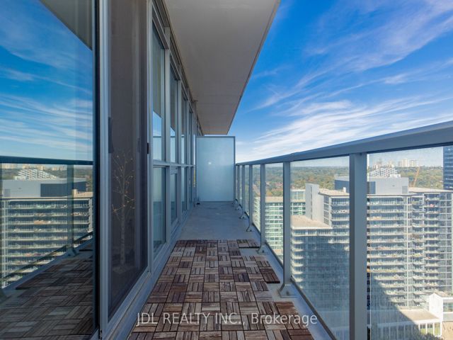 2302 - 121 Mcmahon Dr