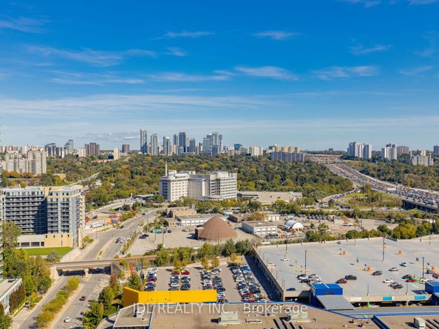 2302 - 121 Mcmahon Dr