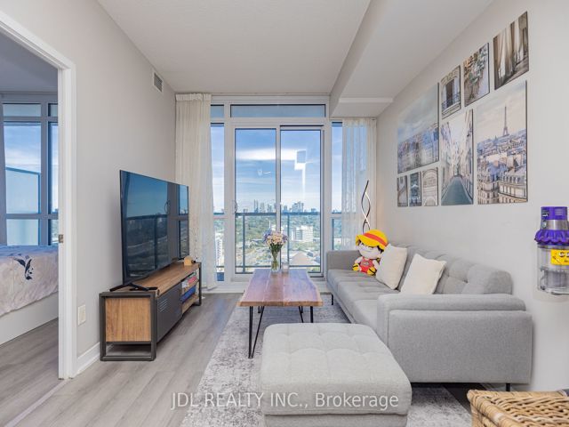 2302 - 121 Mcmahon Dr