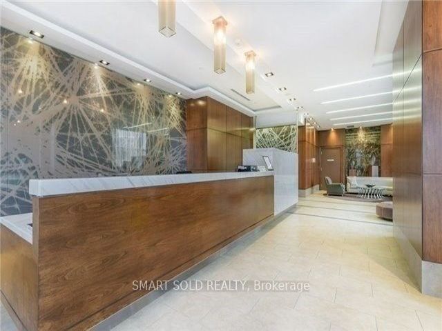 510 - 2015 Sheppard Ave