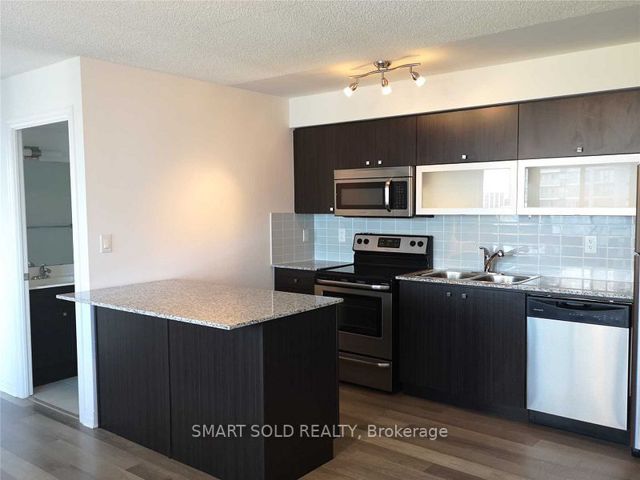 510 - 2015 Sheppard Ave