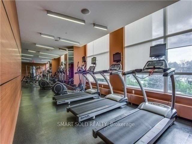510 - 2015 Sheppard Ave