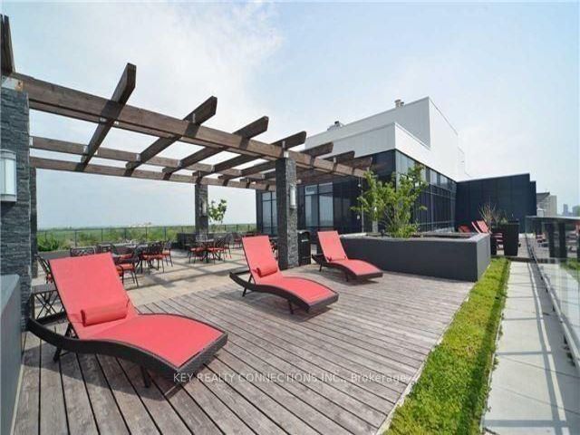 521 - 399 Spring Garden Ave