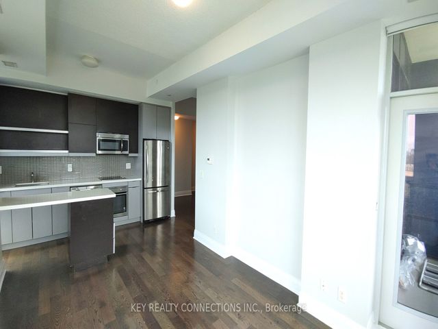 521 - 399 Spring Garden Ave