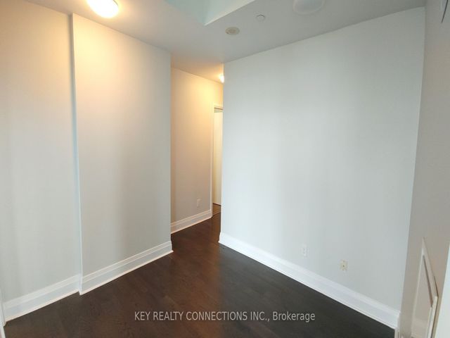 521 - 399 Spring Garden Ave