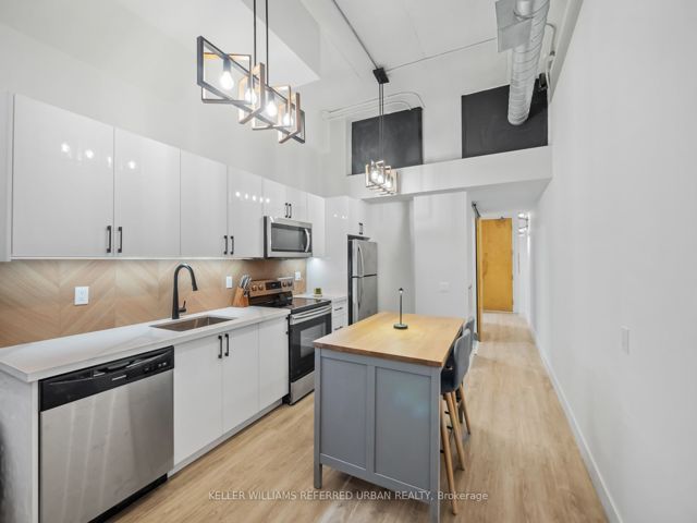 633 - 155 Dalhousie St