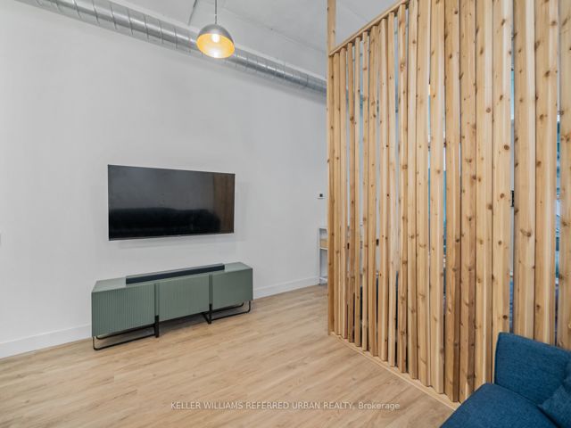 633 - 155 Dalhousie St