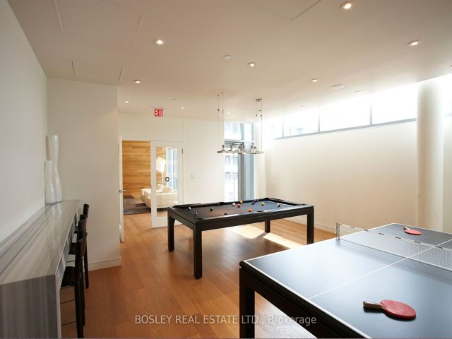 905 - 4K Spadina Ave