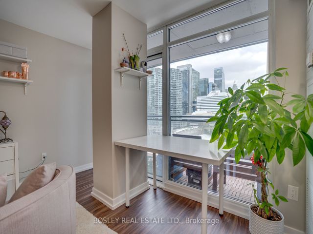 905 - 4K Spadina Ave
