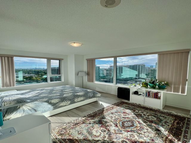 1802 - 68 Canterbury Pl